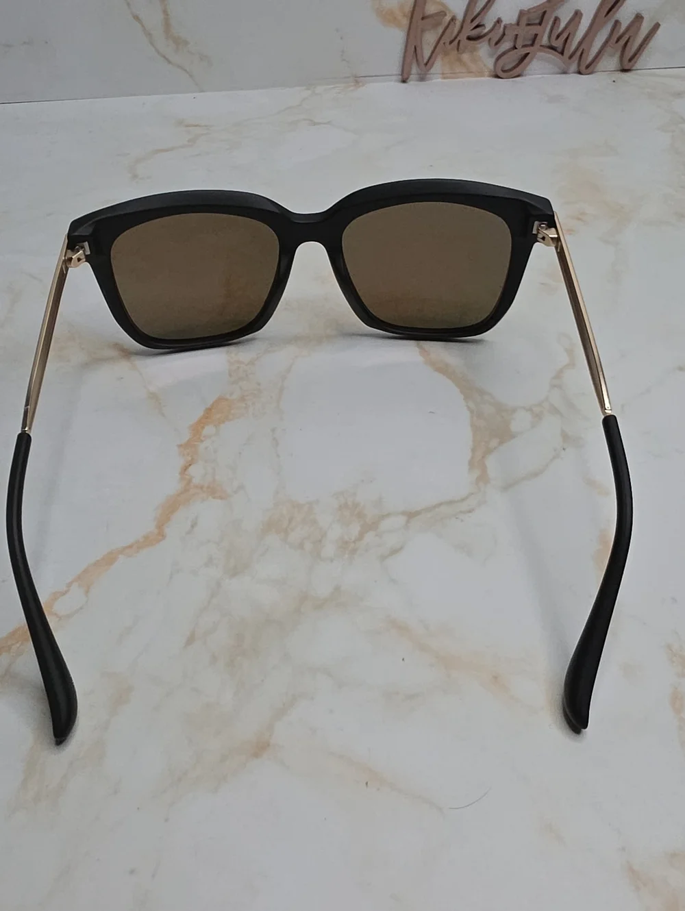 Diff Hailey Mate Black Frame Sunglasses Mirror Pink Gold Lenses